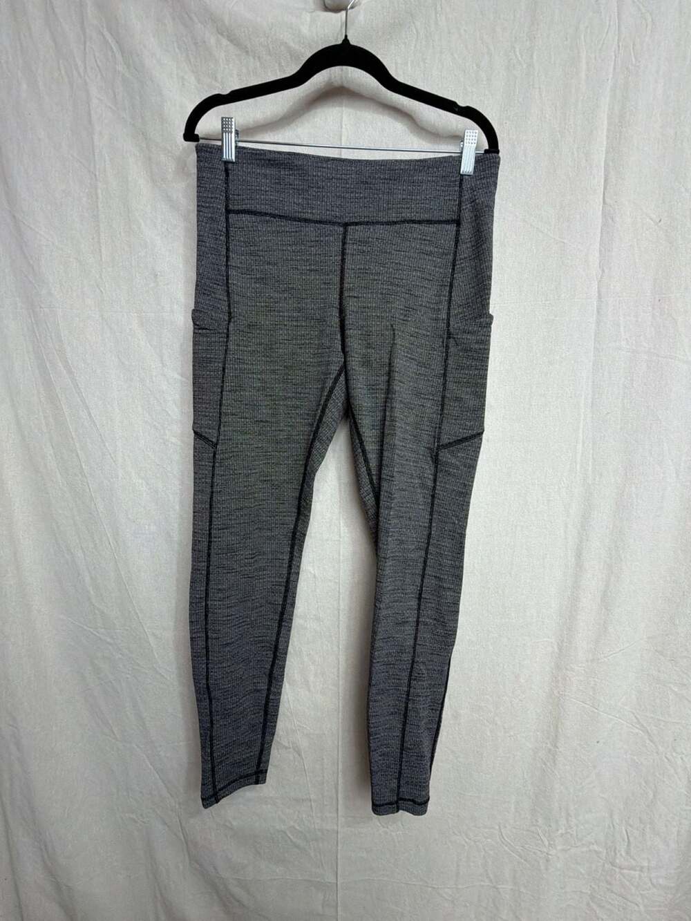 Lululemon Speed Up Tight 28" Variegated Knit Heathered Black Gray Size 12